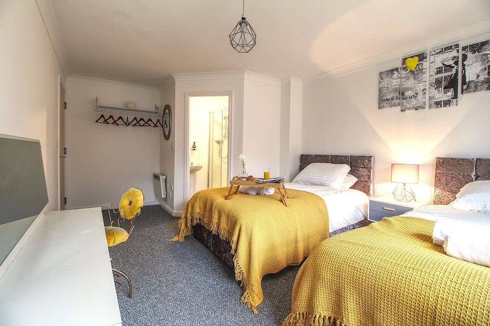 Entire apartment, Modern city centre Apartment + free parking in Wakefield, West Yorkshire