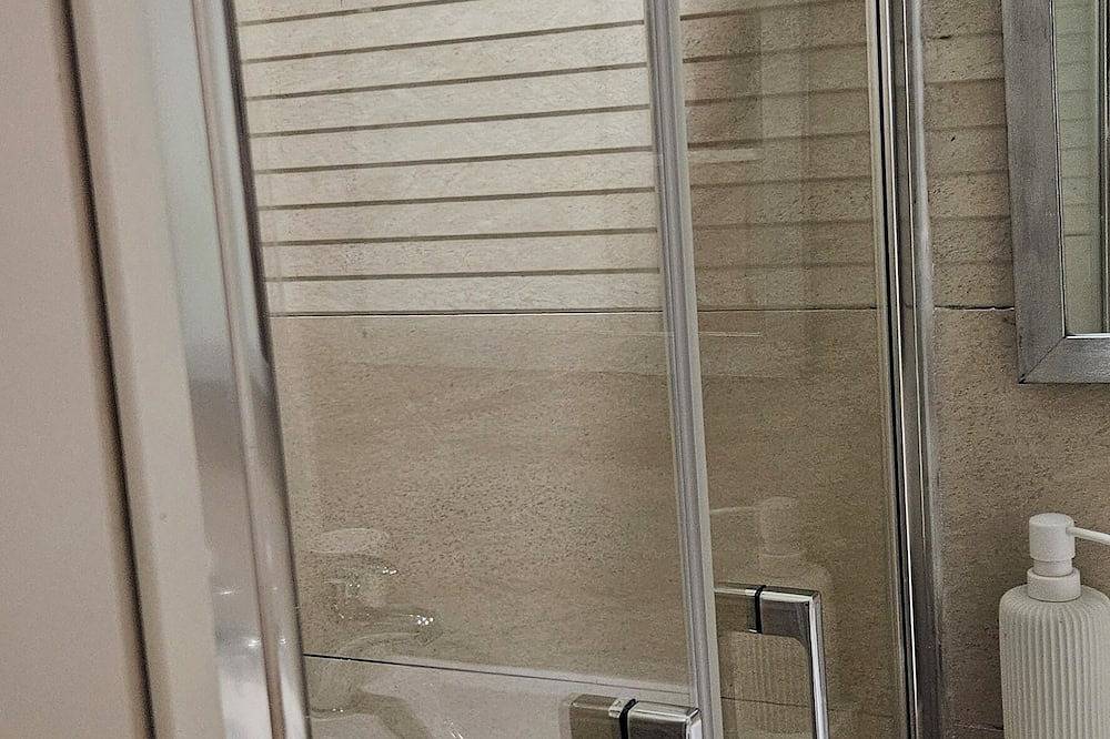 Apartamento entero, Tiny studette Rémilly Versailles  in Versalles, Yvelines