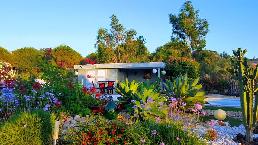 Villa pour 8 personnes, avec terrasse ainsi que jardin et piscine à Hyeres - 3