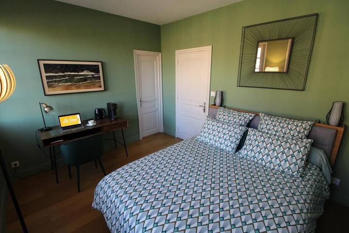 Chambre d’hôte pour 4 personnes, avec jacuzzi et terrasse à Le Puy-en-Velay - 3