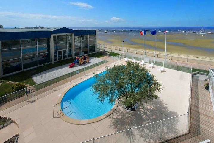Appart’hôtel pour 4 personnes, avec Jardin et Piscine