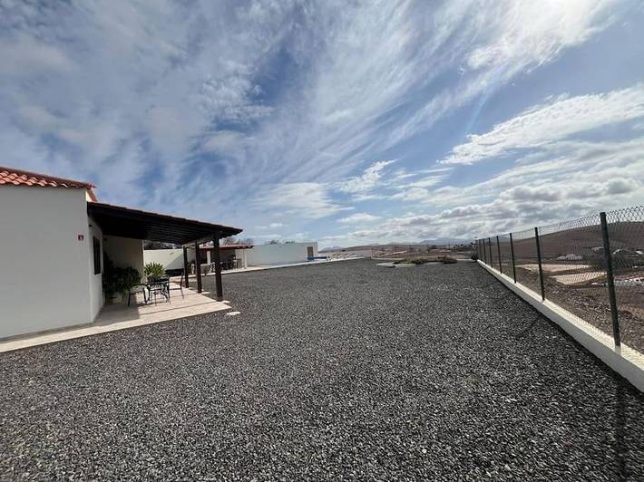 Chalet para 6 personas, con jardín además de piscina y vistas en Fuerteventura - 4