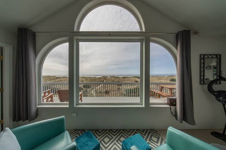 Vacation house for 8 people, with terrace in Oregon Coast