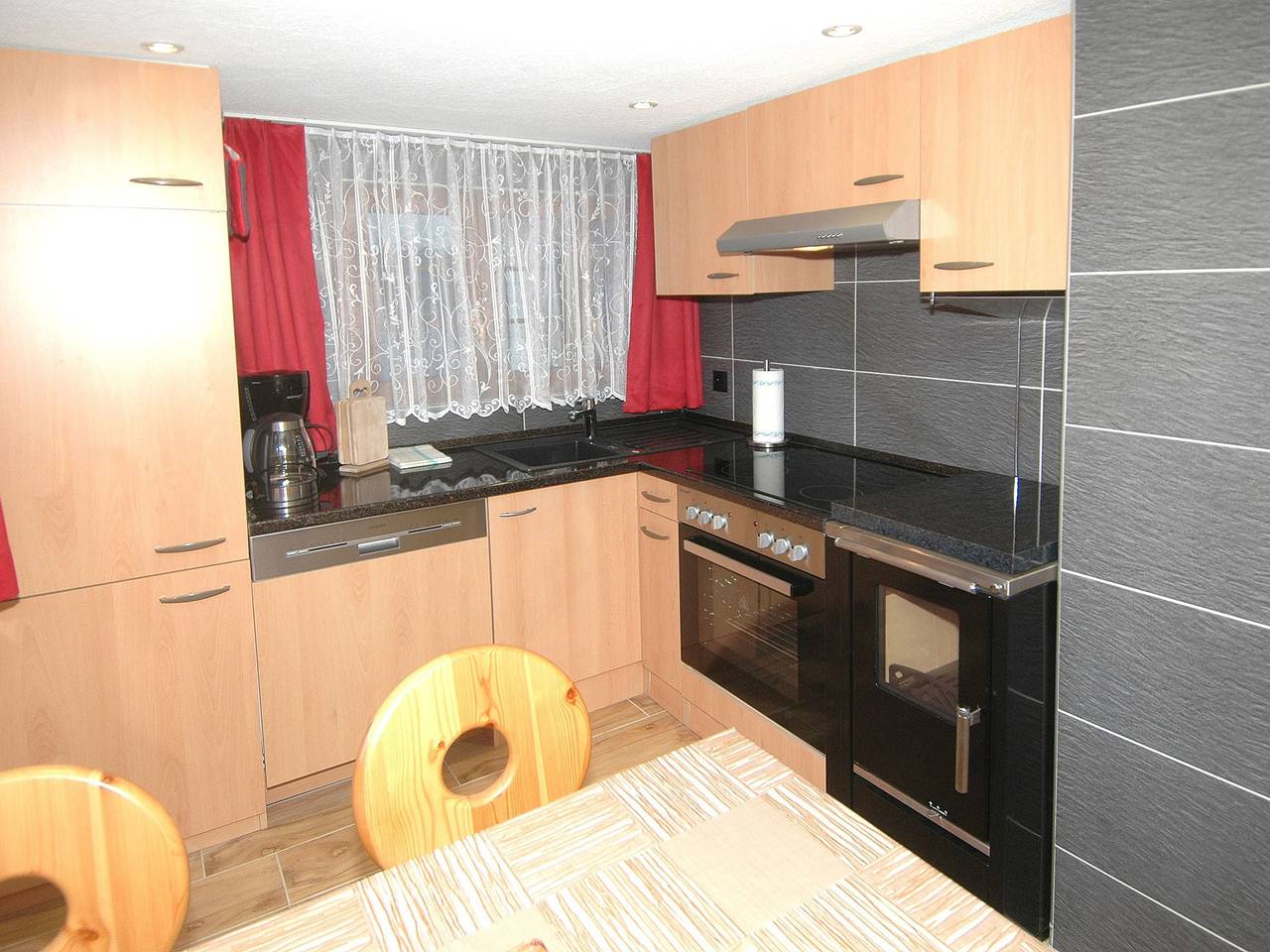 Ganze Wohnung, Wohnung in Blatten nahe Skilift in Naters, Brig