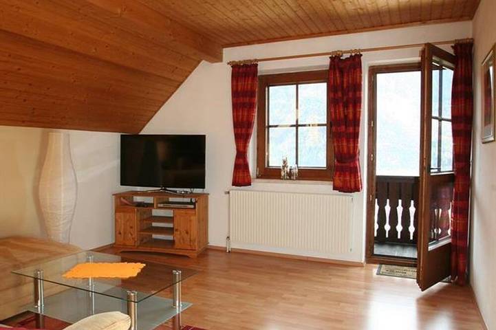 Bed and breakfast for 4 people, with garden and pool as well as sauna - 1