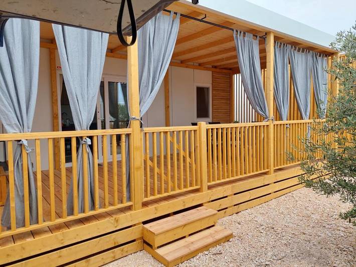 Camping für 6 Personen, mit Terrasse, kinderfreundlich in Pirovac