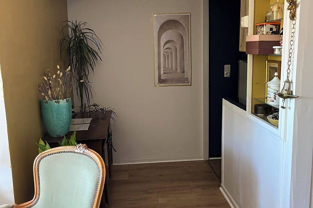 Entire apartment, Charming apartment on the port of Ciboure 3/4.nights in Ciboure, Bayonne region