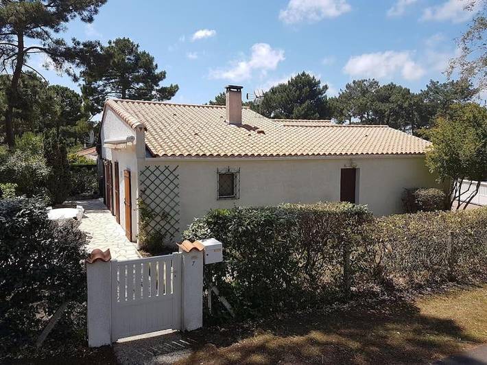 Location de vacances pour 8 personnes, avec jardin dans Zoo La Palmyre