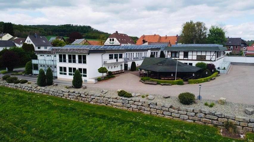 Hotel für 3 Personen, mit Terrasse und Garten sowie Sauna in Beverungen - 2