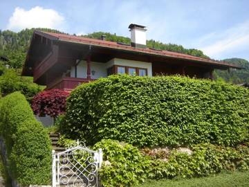 Hütte für 4 Personen, mit Garten, kinderfreundlich in Reit im Winkl