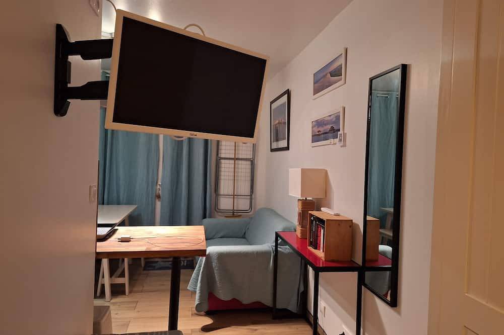 Appartement entier, Le Petit Poisson Gîte Vélos linge ménage inclus, € petit-déjeuner in Gujan-Mestras, Région d'Arcachon