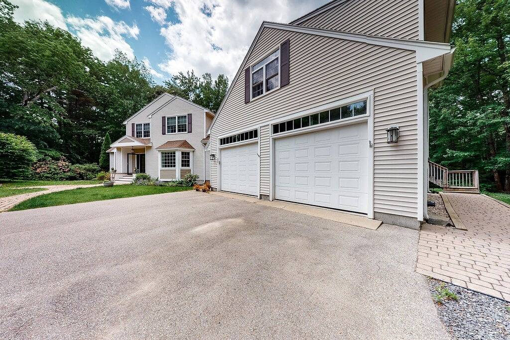 Ganze Wohnung, Riverfront, upstairs studio with fast Wifi & fireplace - dog-friendly in Ogunquit, York County