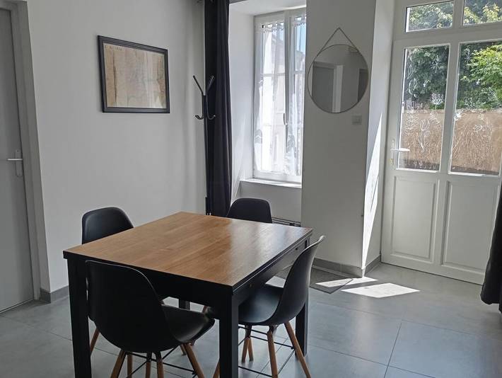 Gîte pour 4 personnes à Saint-Florent-le-Vieil - 2