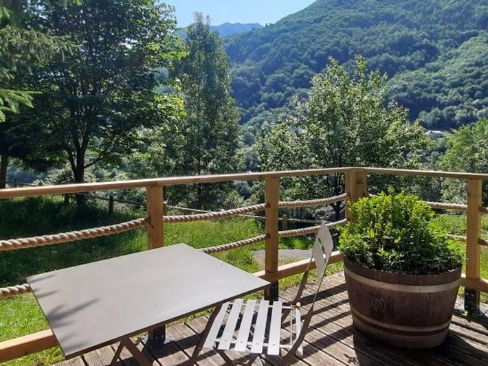 Appartement entier, Camping Les Tilleuls - Tiny house 2 personnes - Cabane Martagon in Gèdre, Gavarnie-Gèdre