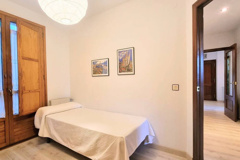 Entire apartment, Apartamento con Vistas al Puerto de Llanes in Llanes, Costa Verde (Spain)