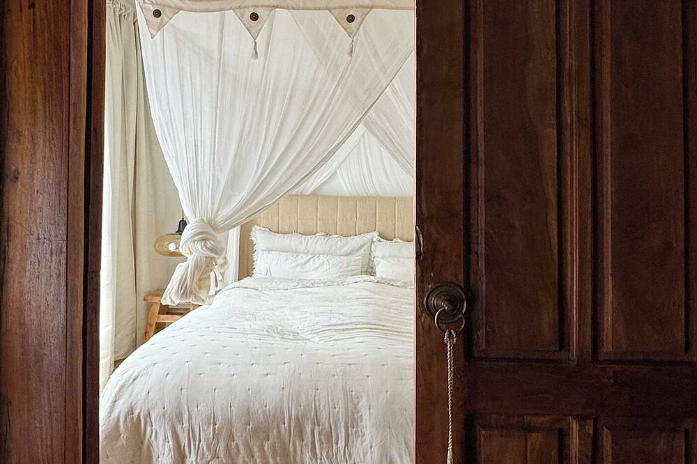 Ganze Wohnung, Ferienwohnung Lilly's Home mit traumhafter Sonnenterrasse in Eggstätt, Chiemsee