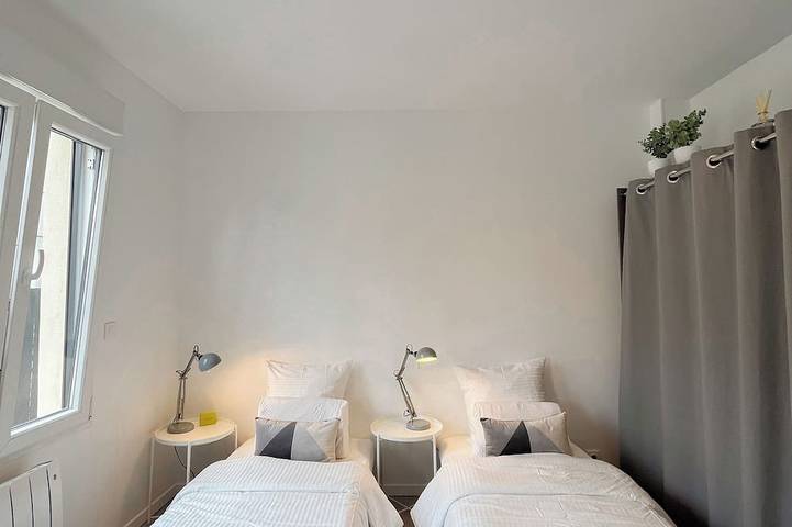 Ganze Wohnung, Le Cocon, magnificent studio, private garden and parking near Paris and Disney in Fontenay-sous-Bois, Val-de-Marne