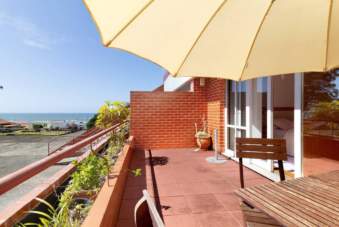 Apartamento inteiro, Apartamento 'Solmar' com vista para o mar, varanda e Wi-Fi in Moledo, Distrito de Viana do Castelo