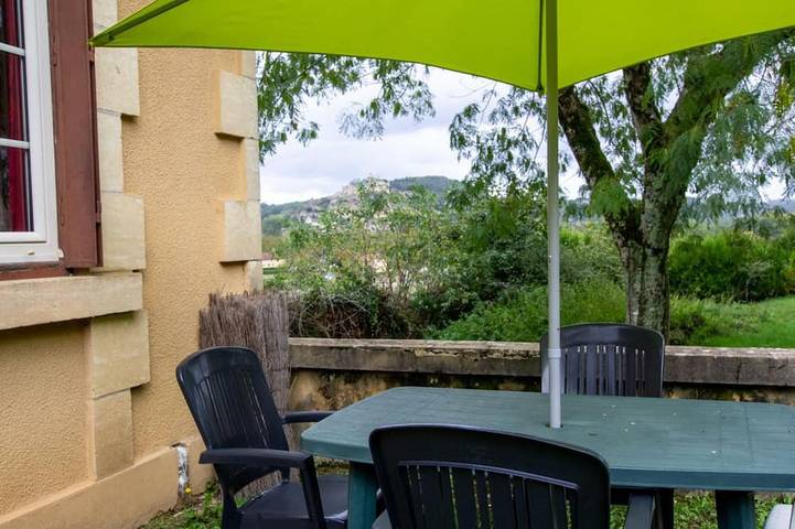 Gîte pour 4 personnes, avec jardin à Castelnaud-la-Chapelle