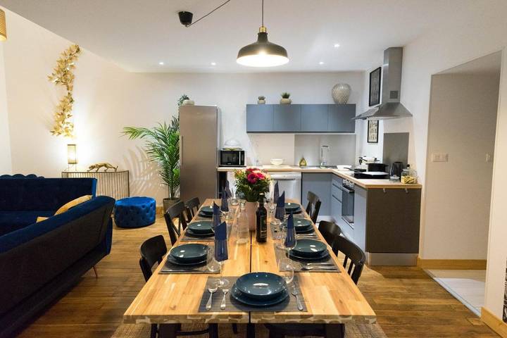 Gîte pour 12 personnes, avec terrasse dans Thermes Callou - 2