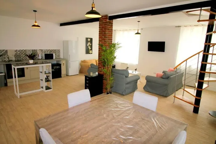 Ferienhaus für 8 Personen, mit Ausblick und Garten - 1