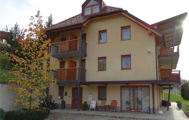 Ganze Ferienwohnung, Ferienwohnung für 5 Personen mit Terrasse in Untersteiermark