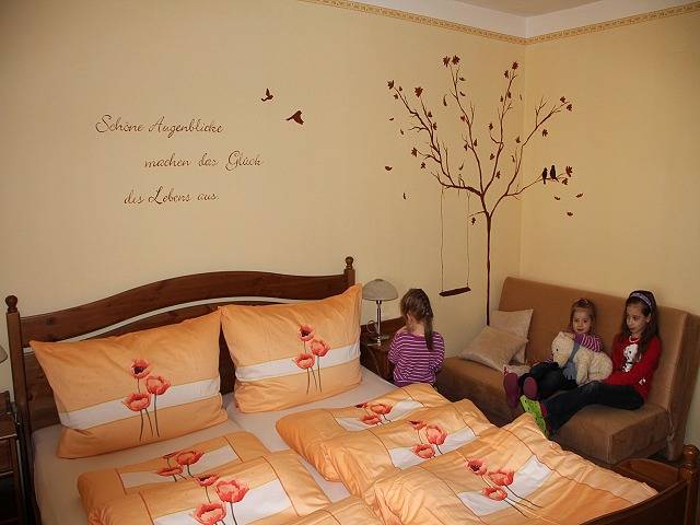 Ganze Ferienwohnung, Haus Resi - Zimmer 2 in Staatz, Mistelbach (Niederösterreich)