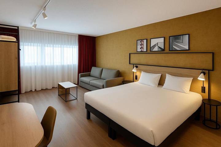 Hôtel pour 4 personnes, animaux acceptés à Rungis - 4