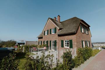 Ferienhaus für 6 Personen, mit Whirlpool und Sauna sowie Garten in Lohme