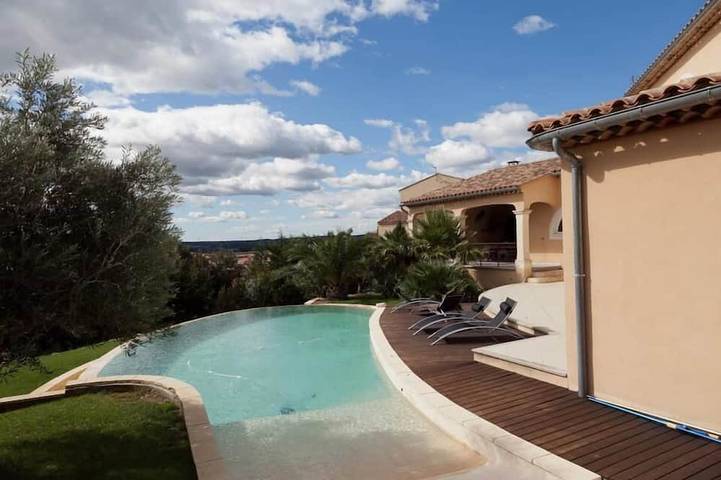 Maison de vacances pour 10 personnes, avec jardin et terrasse, animaux acceptés