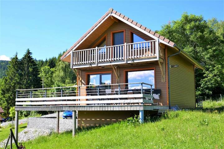 Chalet pour 8 personnes, avec terrasse et jardin - 1