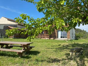 Location De Vacances pour 4 Personnes dans Bessas, Ardèche, Photo 1