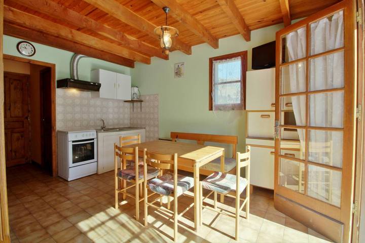 Gîte pour 5 personnes, avec jardin, animaux acceptés à Aucun - 3