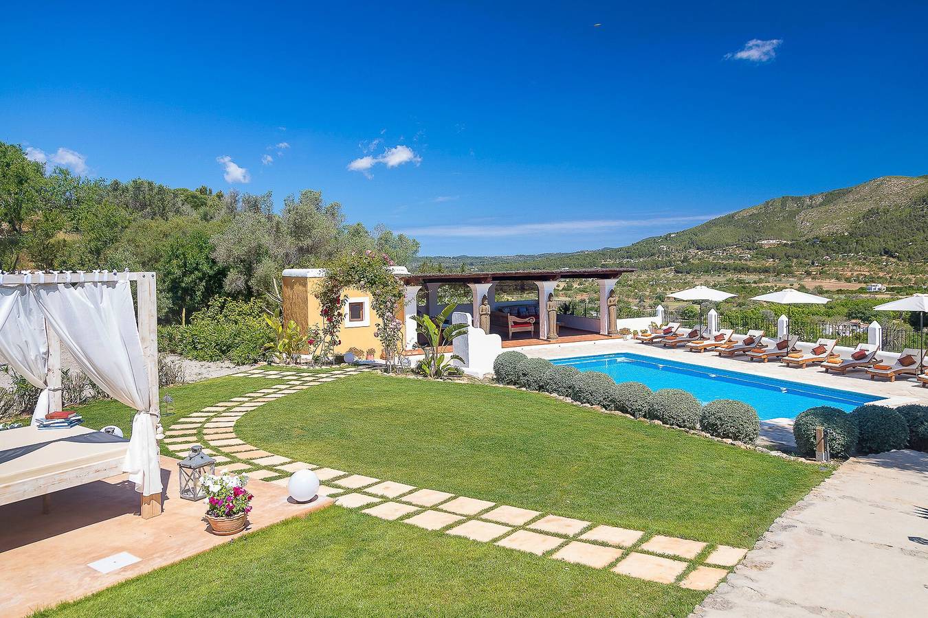 Villa 'Xumeu Den March' with Mountain View, Wi-Fi and Air Conditioning in Santa Eulària des Riu, East Ibiza