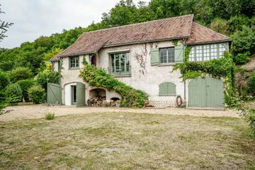 Gîte pour 9 personnes, avec terrasse et jardin à La Croix-en-Touraine