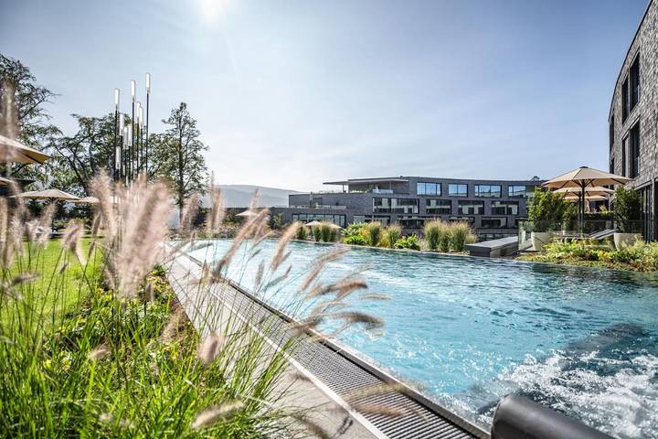Hotel für 2 Personen, mit Terrasse und Garten sowie Pool und Sauna in Horben