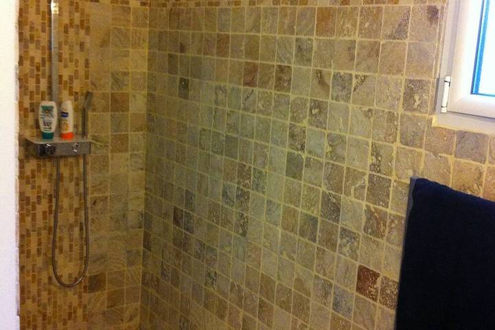 Location de vacances pour 6 personnes, avec terrasse et jardin à Saint-Privat-de-Champclos - 4