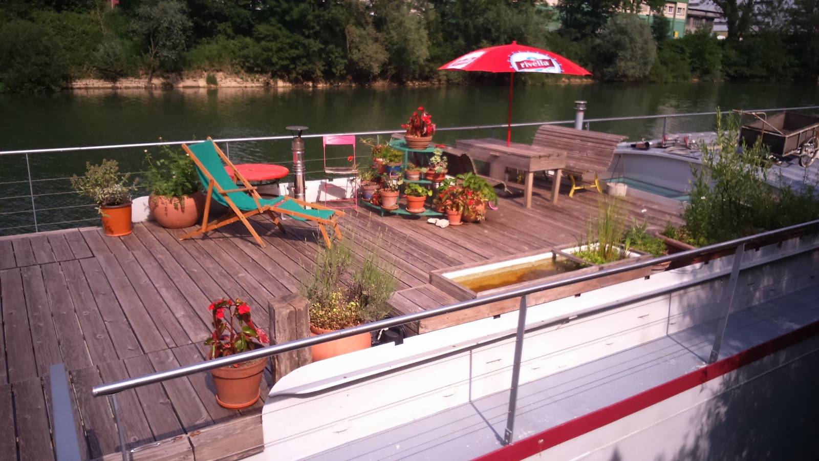 Péniche-logement Besançon citadelle Vauban (Unesco) in Besançon, Doubs