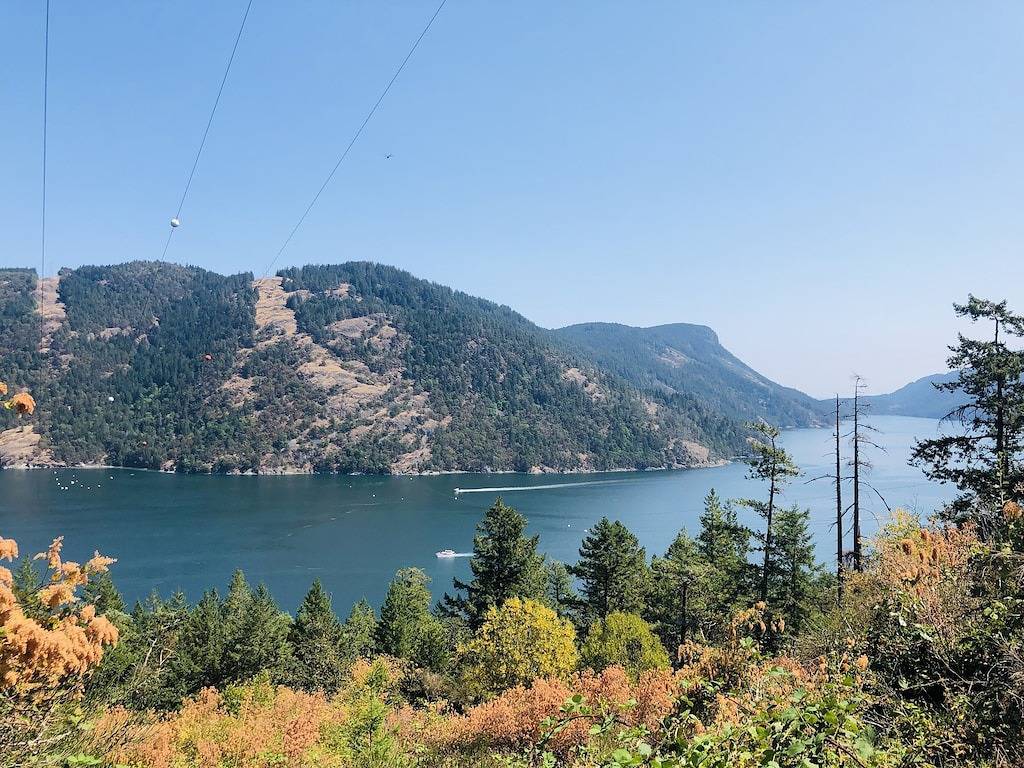 Modern Carriage House…close to trails and ocean in North Cowichan, Cowichan Valley Regional District