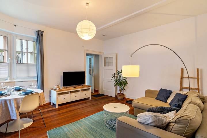 Geheel appartement, Vakantiewoning "Brötzingen" in prachtige vakwerkstijl in Pforzheim, Noordelijk Zwarte Woud