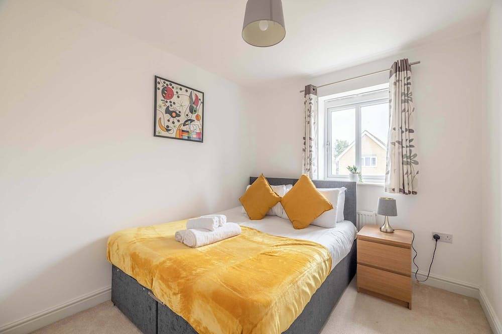 Modern Home w/Parking - Slough, Heathrow, Pinewood in Slough, Berkshire
