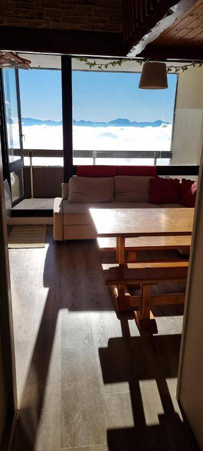 Gîte pour 8 personnes, avec vue ainsi que vue sur le lac et balcon, animaux acceptés à Saint-Honoré - 2