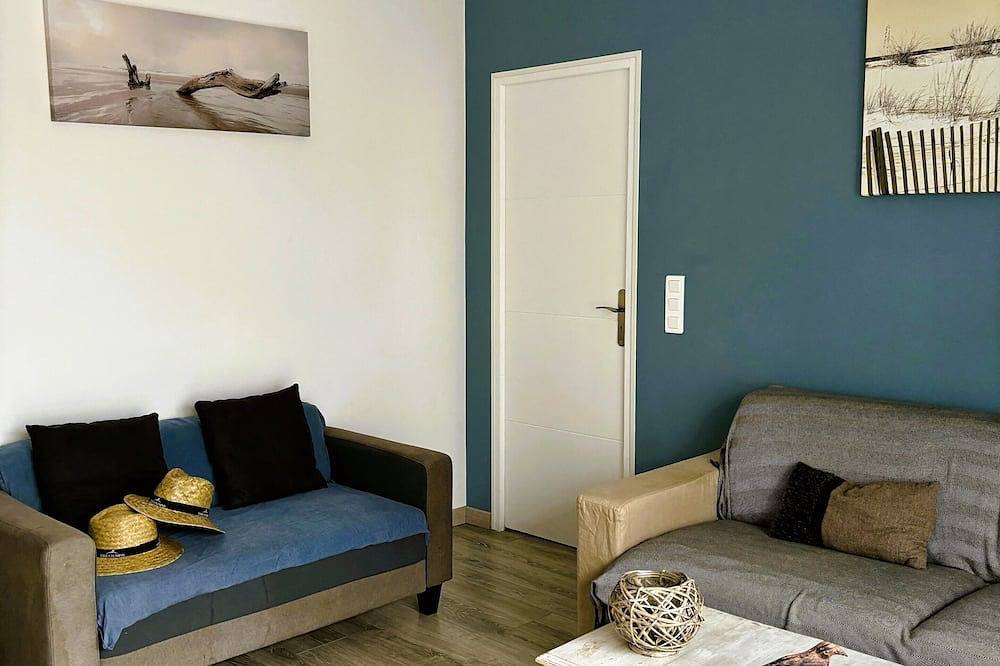 Angoulins 60m2 house heated pool 2 bedrooms 80m from the sea in Angoulins, La Rochelle region