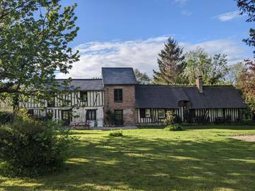 Gîte pour 10 personnes, avec vue et jardin à Englesqueville-en-Auge