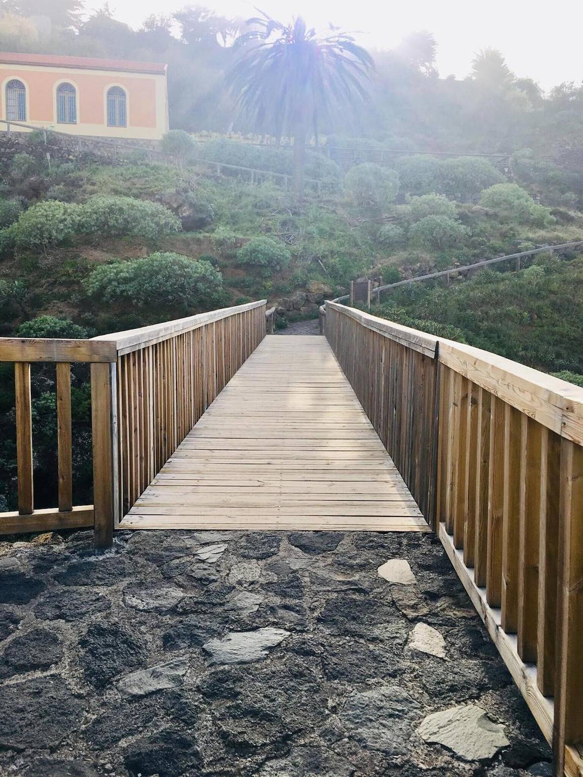 Ganze Wohnung, Ferienwohnung „Sunset House“ mit Balkon und Wlan in Los Realejos, Teneriffa Nord