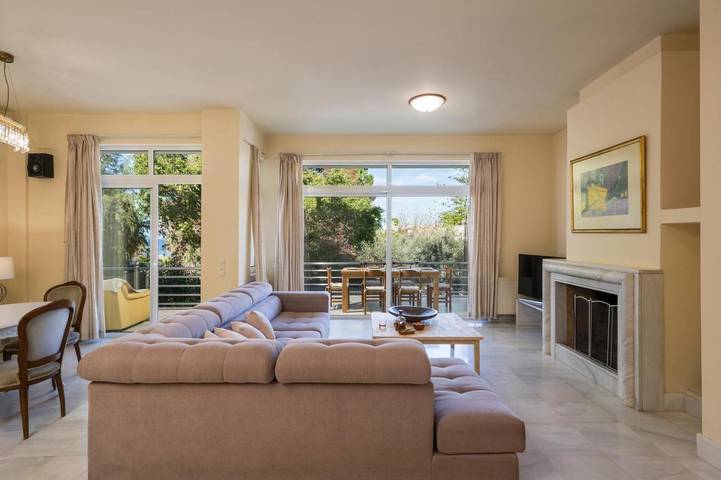 Ferienwohnung für 6 Personen, mit Balkon und Terrasse sowie Ausblick