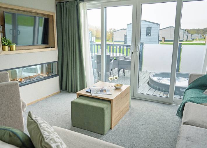 Glamping for 6 people in Wiltshire