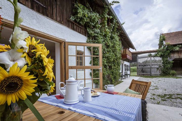 Ferienhaus für 8 Personen, mit Balkon und Balkon/Terrasse sowie Terrasse und Garten in Pfarrkirchen