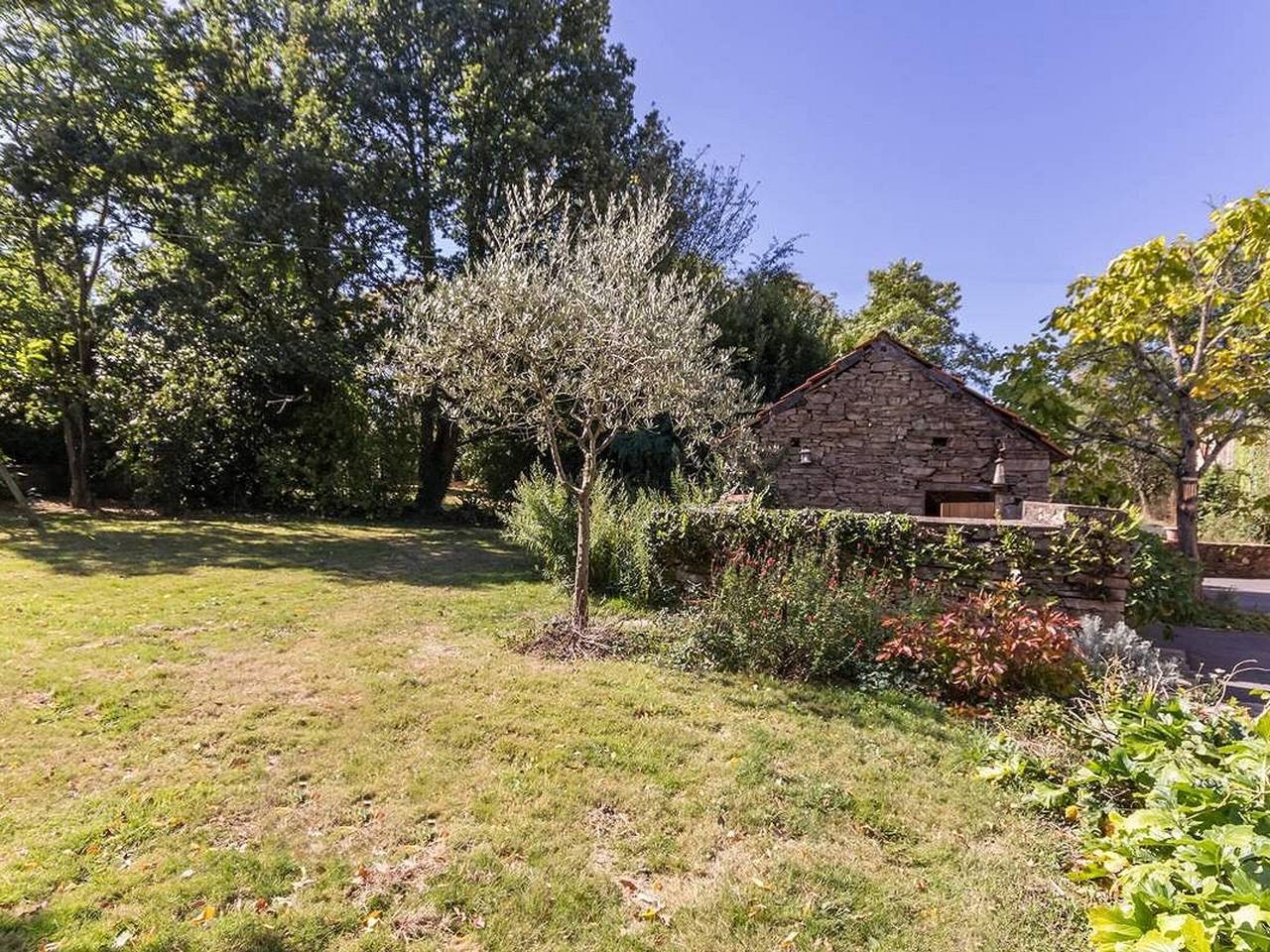 Encantadora habitación rústica con desayuno, chimenea, cama de bebé y calefactor de biberones in Bouvron, Châteaubriant y alrededores