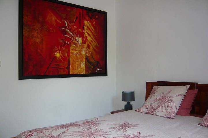 Location de vacances pour 2 personnes, avec terrasse et jardin à Ollioules - 3